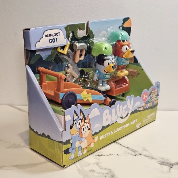 Bluey, Rusty & Bluey's Go-Kart Vehicle and Figures Pack - Picture 5 of 7